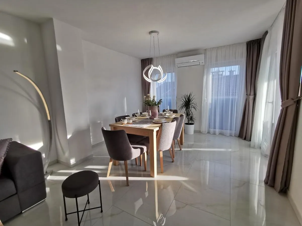Apartments Ivana Sveti Filip i Jakov
