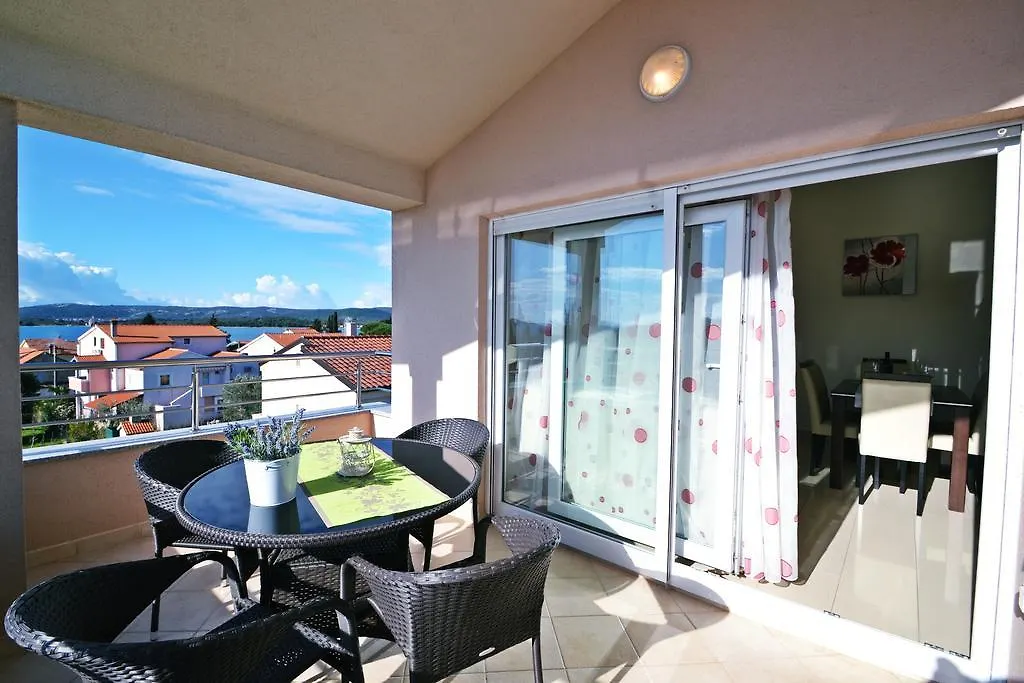 Apartments Ivana Sveti Filip i Jakov