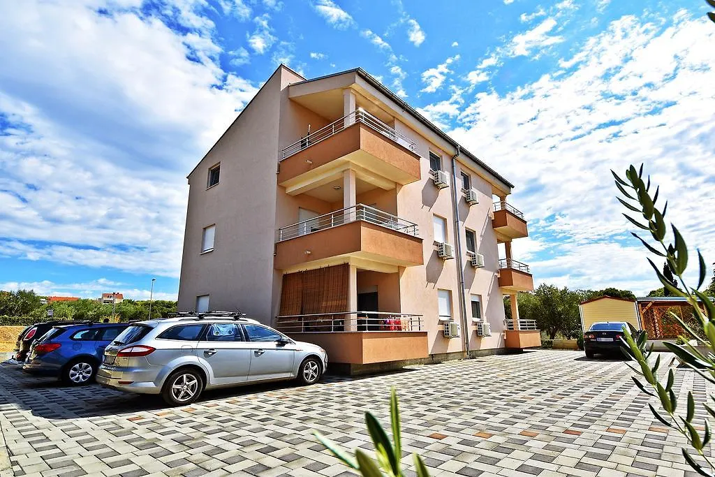Apartments Ivana Sveti Filip i Jakov
