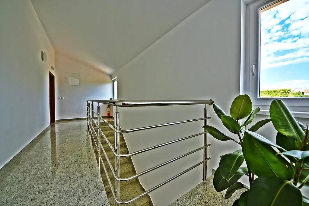 Apartments Ivana Sveti Filip i Jakov